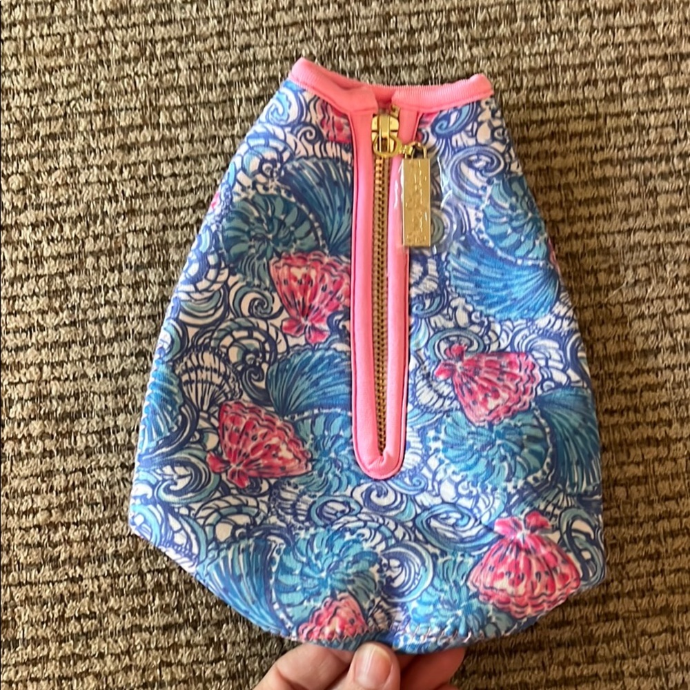 Lilly Pulitzer Seashell Patterned Carafe Cover Pouch